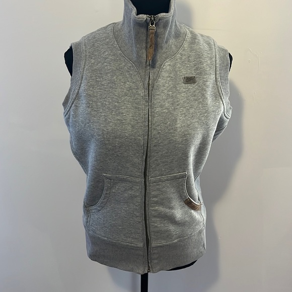 Nike Winter Vest - Picture 1 of 10